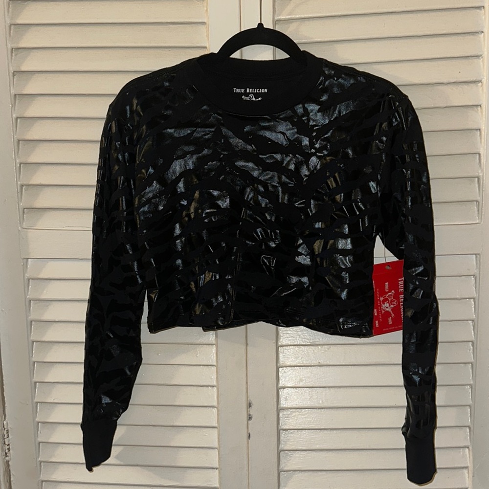 Black True Religion crop top